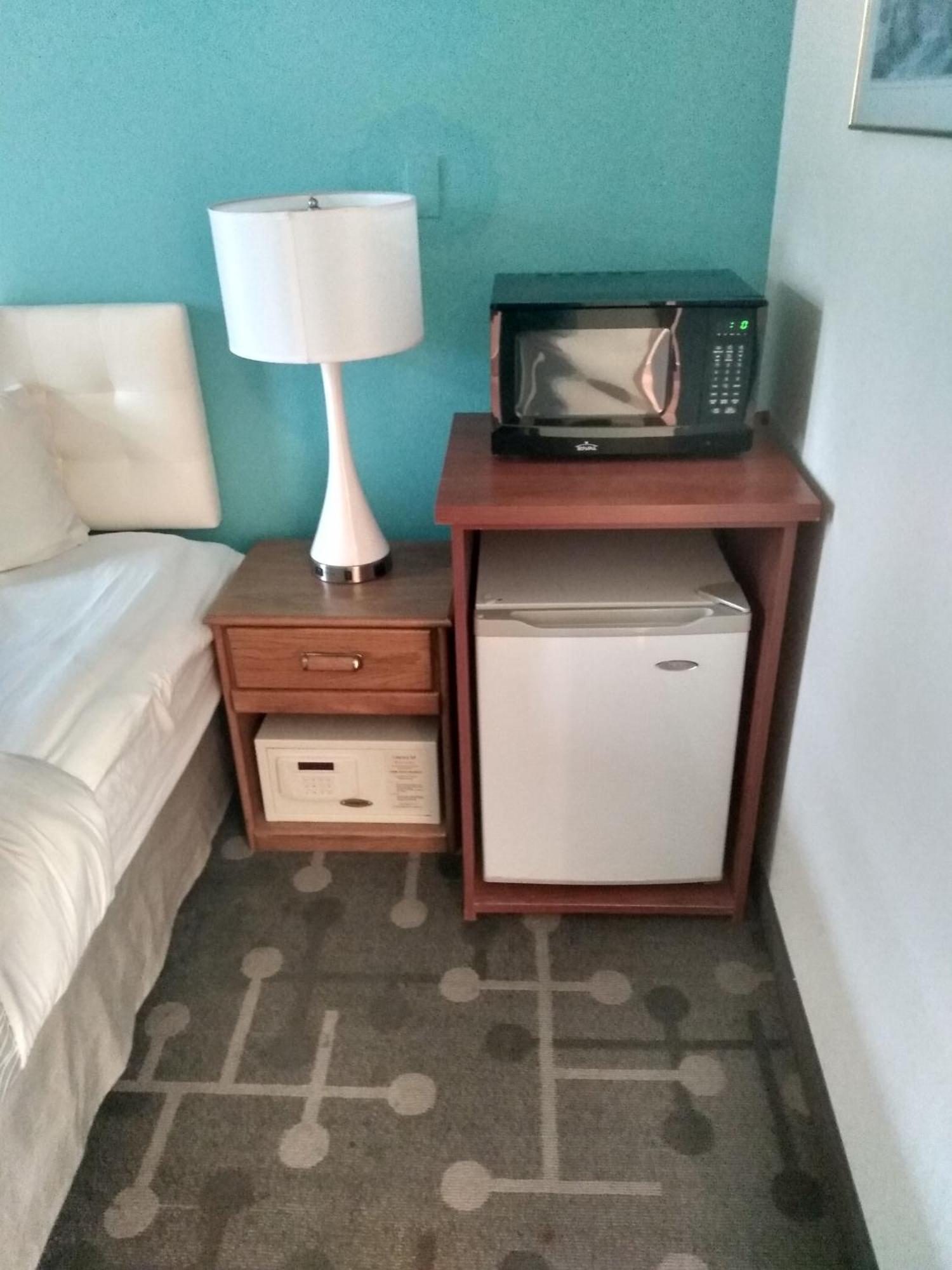 Howard Johnson By Wyndham Roseburg Ngoại thất bức ảnh