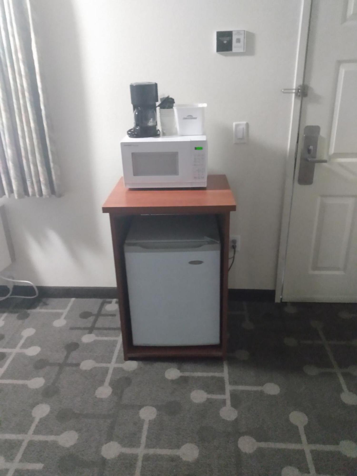 Howard Johnson By Wyndham Roseburg Ngoại thất bức ảnh