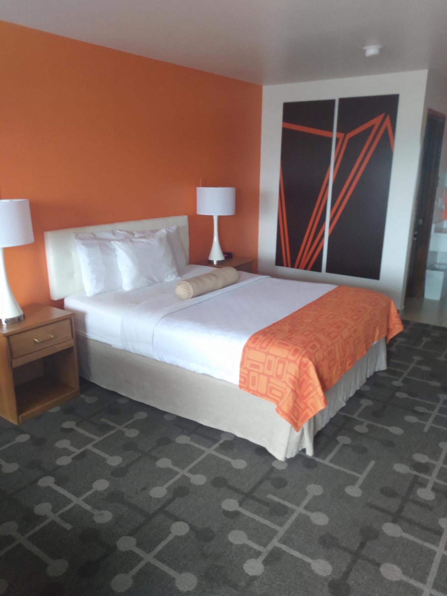 Howard Johnson By Wyndham Roseburg Ngoại thất bức ảnh