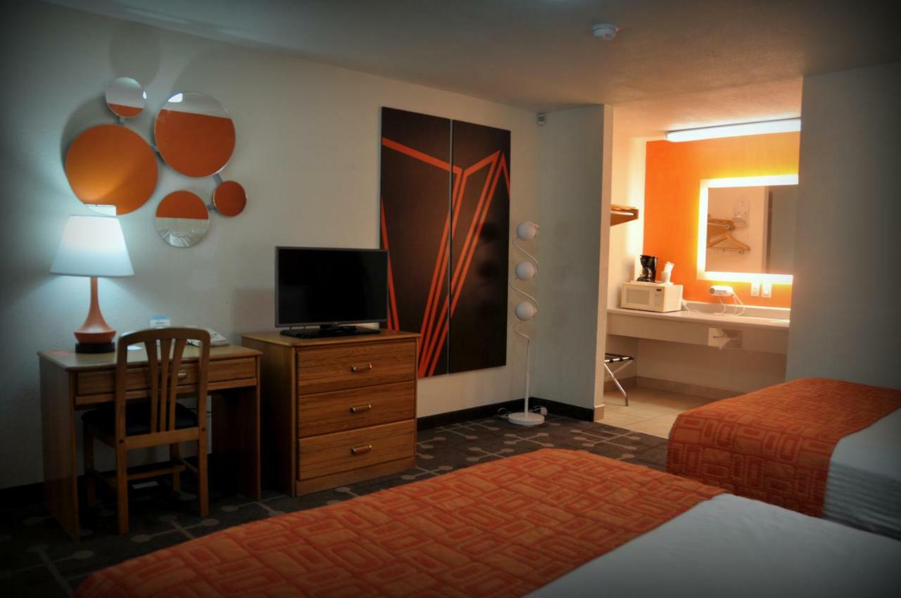 Howard Johnson By Wyndham Roseburg Ngoại thất bức ảnh