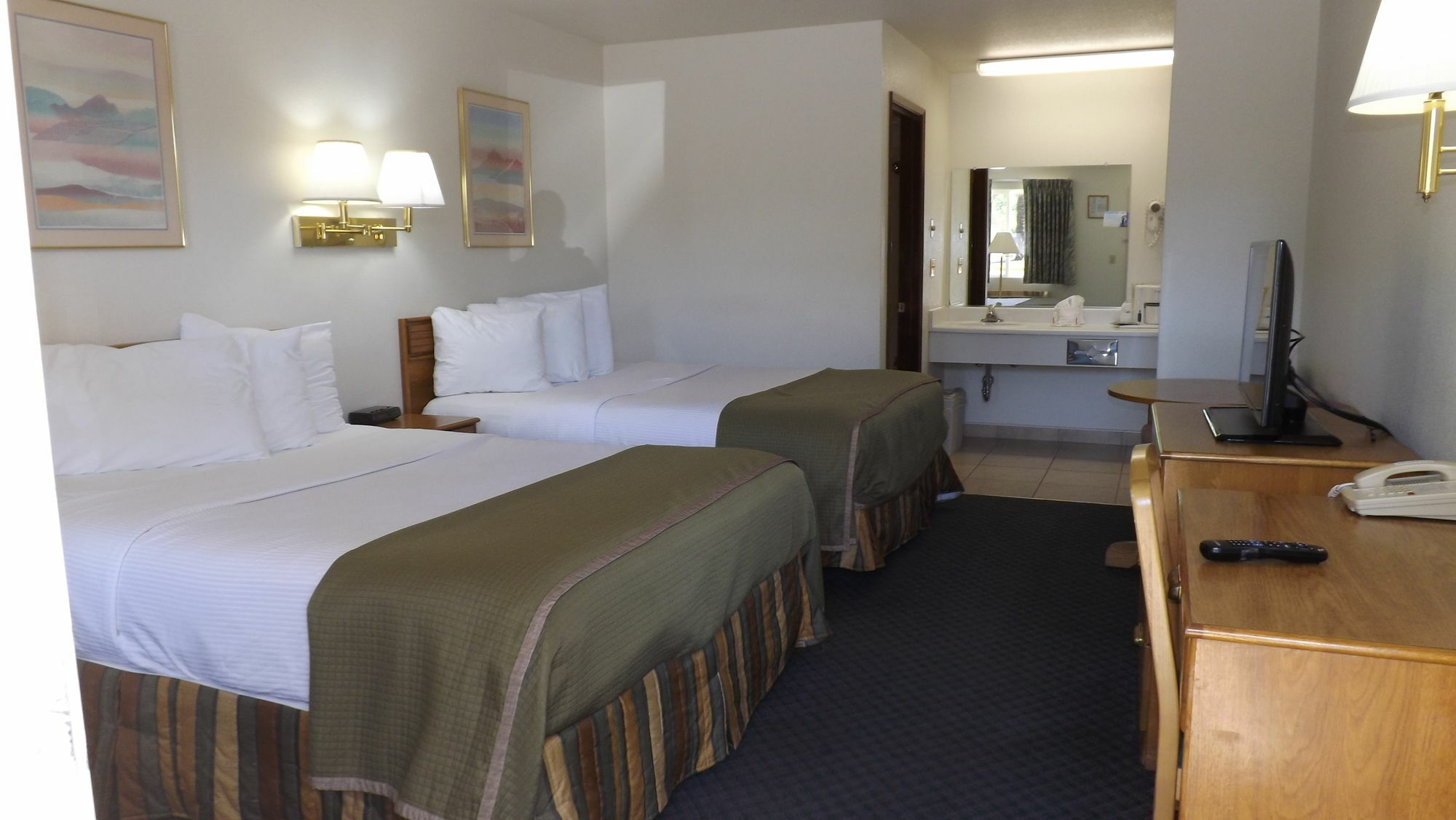 Howard Johnson By Wyndham Roseburg Ngoại thất bức ảnh